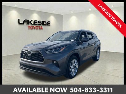 Used 2023 Toyota Highlander Limited