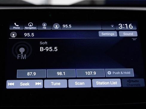 Certified 2022 Honda Passport TrailSport image 33