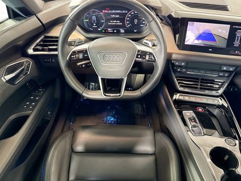 Used 2023 Audi e-tron GT Premium Plus w/ Performance Package image 20