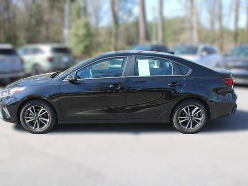 Certified 2024 Kia Forte LXS w/ LXS Technology Package image 5