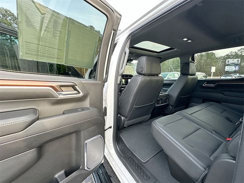 Used 2024 GMC Sierra 1500 Denali w/ Denali Reserve Package image 17