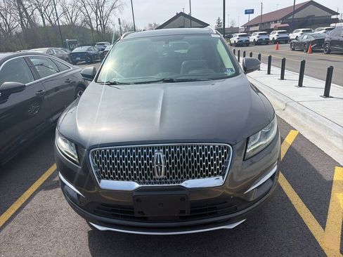 Used 2019 Lincoln MKC Select w/ Select Plus Package image 2