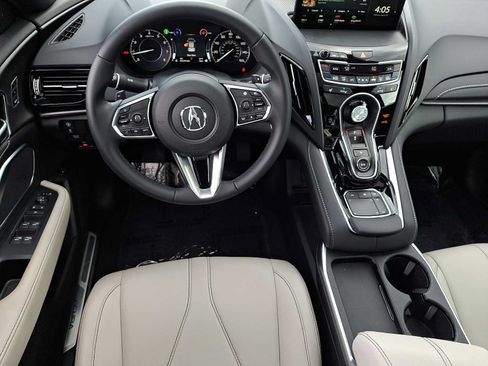 Used 2026 Acura RDX SH-AWD image 11