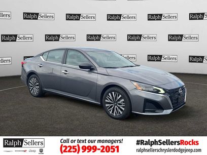 Used 2025 Nissan Altima 2.5 SV