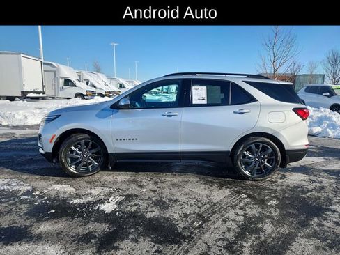 Used 2022 Chevrolet Equinox RS w/ RS Leather Package image 4