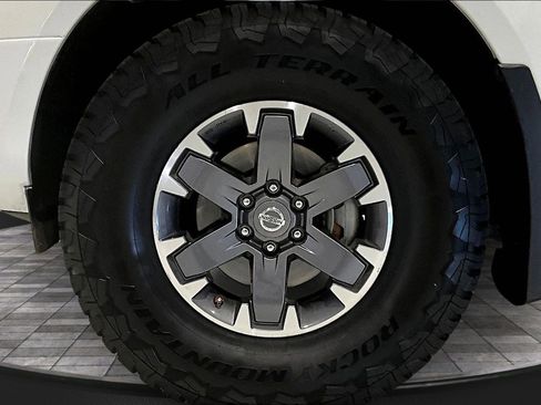 Used 2019 Nissan Frontier PRO-4X image 35