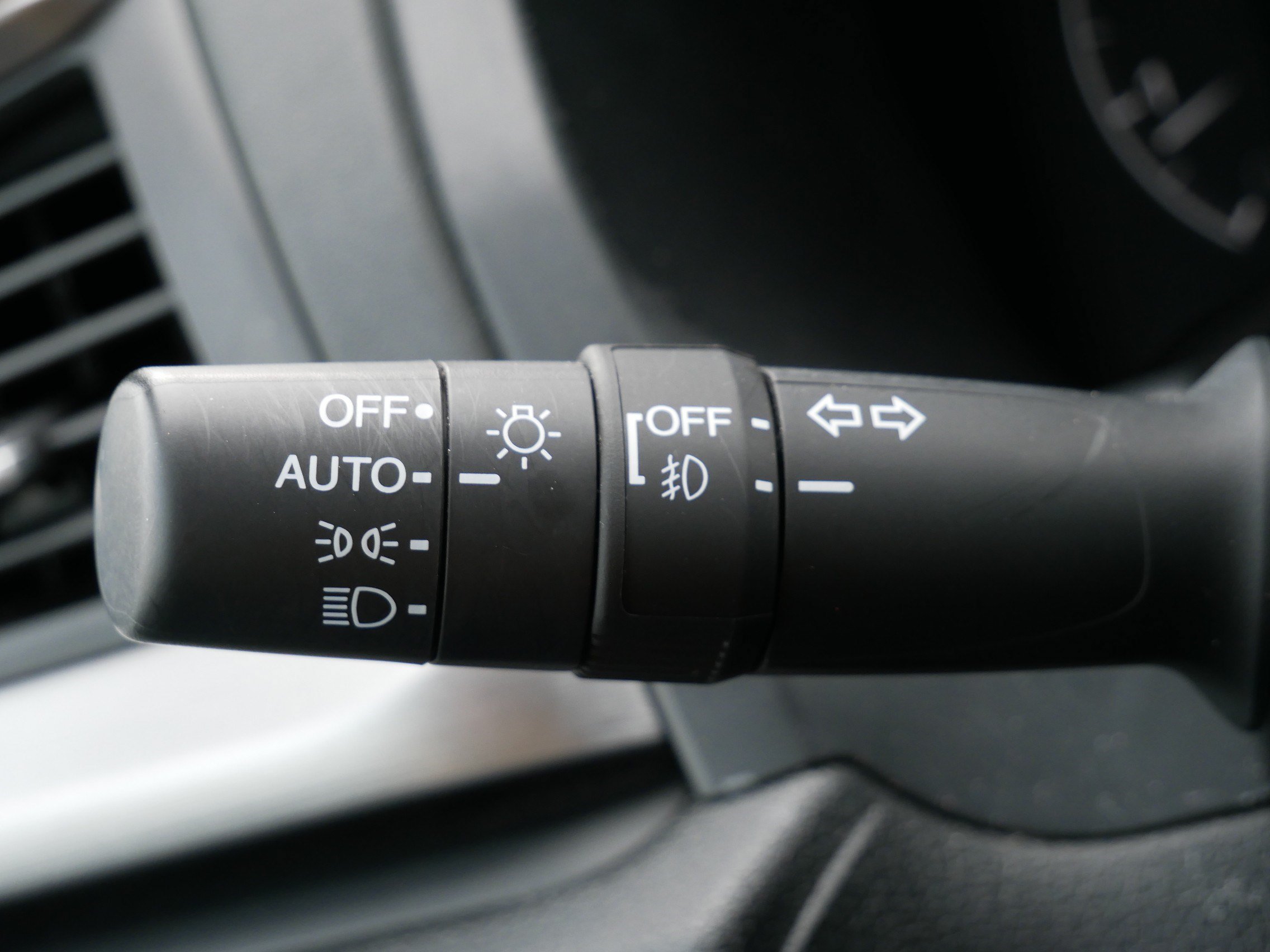 Used 2025 Honda Odyssey EX-L image 29
