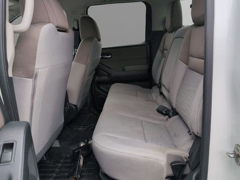 Used 2023 Nissan Frontier SV w/ SV Convenience Package image 10