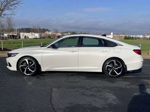 Certified 2021 Honda Accord Sport image 6