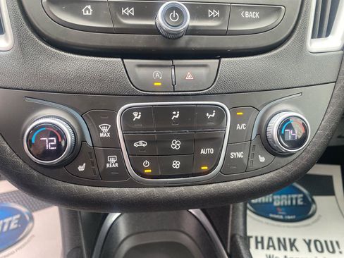 Used 2024 Chevrolet Malibu LT FWD image 20
