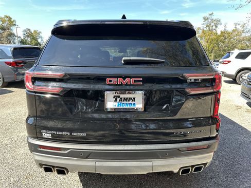 Used 2024 GMC Acadia Elevation image 5