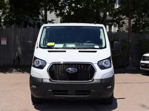 Used 2025 Ford Transit 250 Low Roof w/ Exterior Upgrade Package RWD image 9