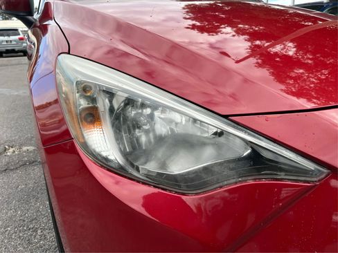 Used 2017 Toyota Yaris iA image 10