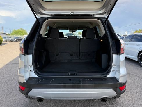 Used 2018 Ford Escape SE w/ SE Sync 3 Package FWD image 21