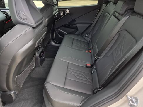 New 2026 BMW X3 xDrive30i w/ Premium Package AWD/4WD image 16