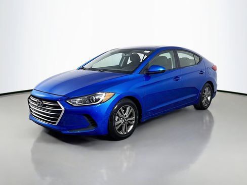 Used 2017 Hyundai Elantra Value Edition w/ Cargo Package image 4