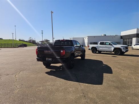 New 2025 GMC Canyon Elevation w/ Convenience Package image 7