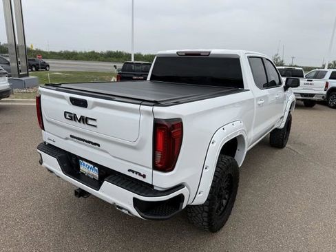 Used 2023 GMC Sierra 1500 AT4 AWD/4WD image 9