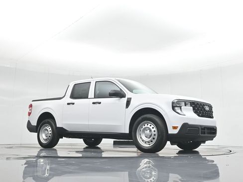 New 2025 Ford Maverick XL w/ Equipment Group 102A image 3