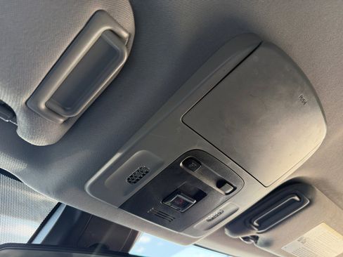 Used 2023 Toyota Camry SE FWD image 19