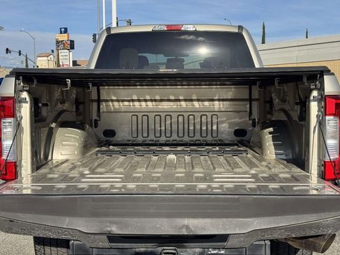 Certified 2017 Ford F250 XLT w/ XLT Value Package image 25