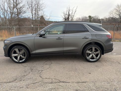 Used 2024 Genesis GV70 3.5T Sport w/ Sport Advanced Package image 5