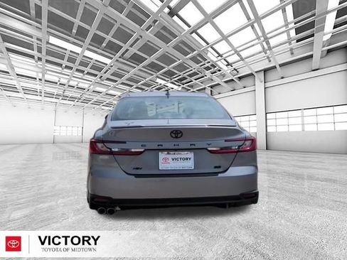 Used 2026 Toyota Camry SE FWD image 4