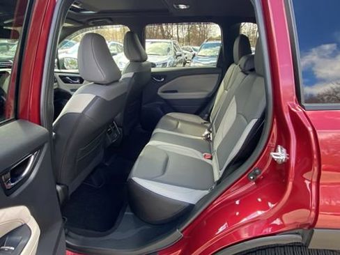Certified 2025 Subaru Forester Limited AWD/4WD image 32