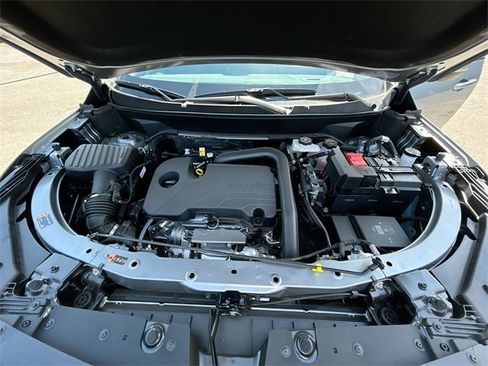 New 2025 Chevrolet Equinox LT image 30