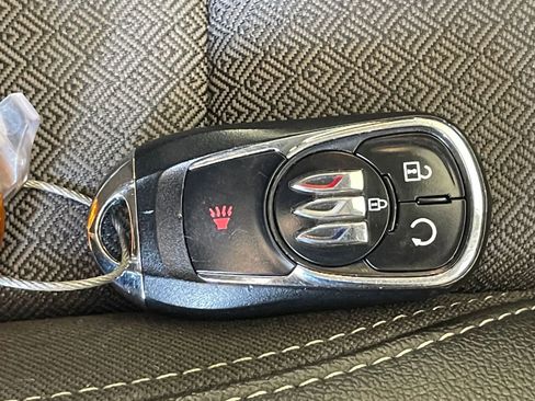 Used 2025 Buick Encore GX Preferred image 22