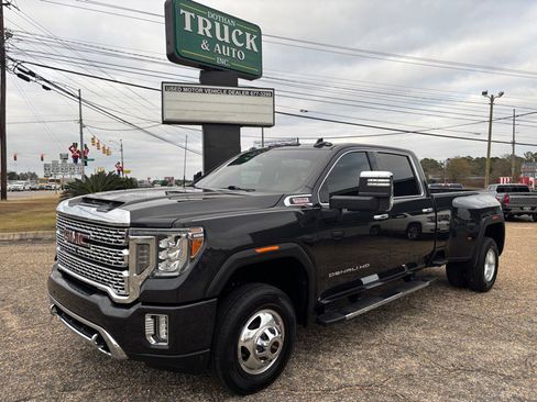 Used 2020 GMC Sierra 3500 Denali w/ Denali Ultimate Package image 1