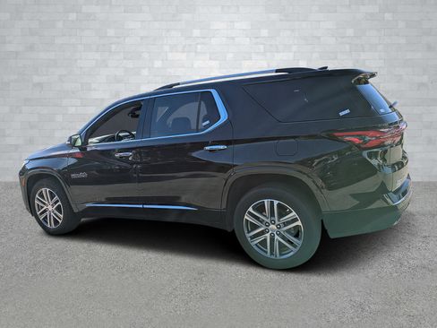 Used 2023 Chevrolet Traverse High Country image 7