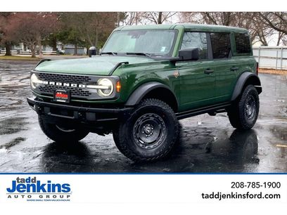 New 2025 Ford Bronco Badlands w/ Sasquatch Package