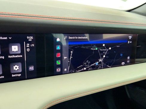 Used 2024 Porsche Taycan 4S image 19