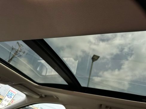 Certified 2019 Ford Escape Titanium AWD/4WD image 9