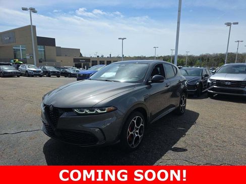 Used 2024 Alfa Romeo Tonale Veloce w/ Active Assist Package AWD/4WD image 1