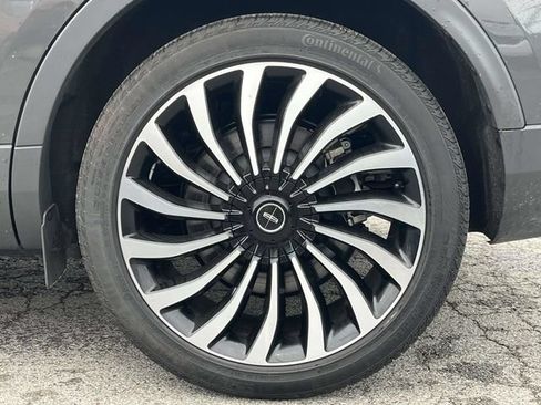 Used 2023 Lincoln Nautilus Black Label AWD/4WD image 11