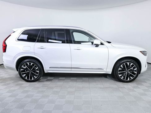 Used 2025 Volvo XC90 T8 Ultra AWD/4WD image 28