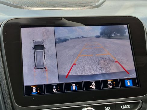 Used 2023 Chevrolet Equinox RS w/ RS Leather Package FWD image 15