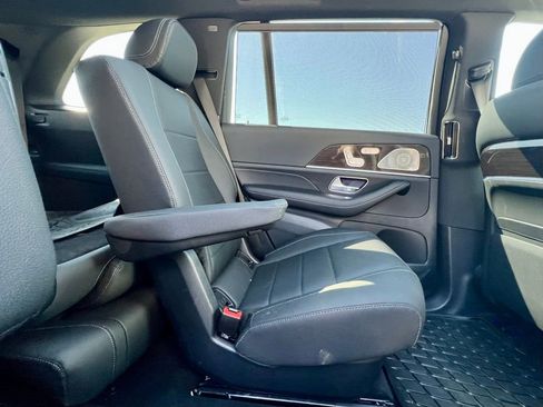 Certified 2026 Mercedes-Benz GLS 450 4MATIC image 14