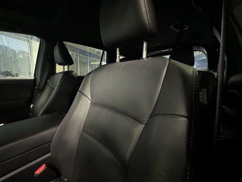 Used 2024 Honda Passport EX-L image 11