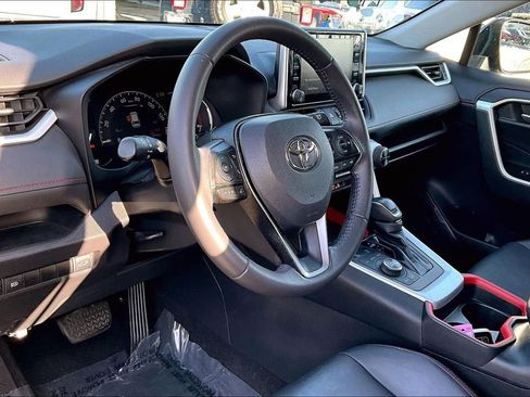 Used 2021 Toyota RAV4 TRD Off-Road image 9