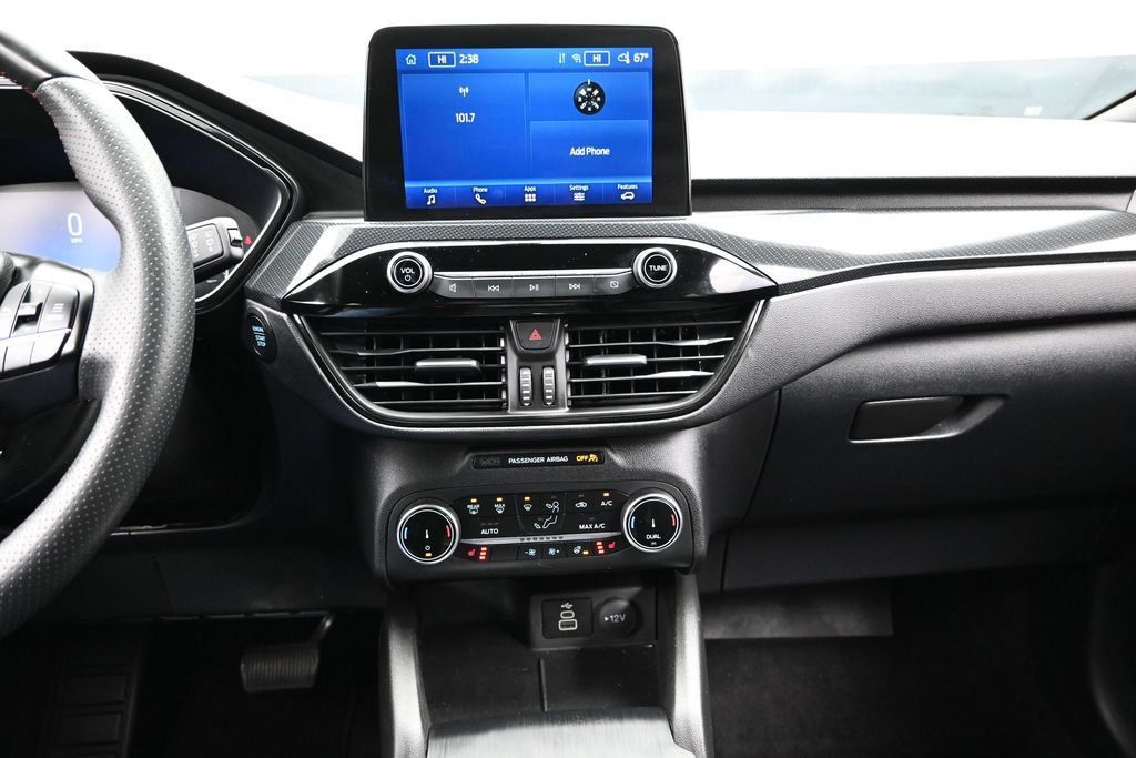 Used 2025 Ford Escape ST-Line Select AWD/4WD image 31