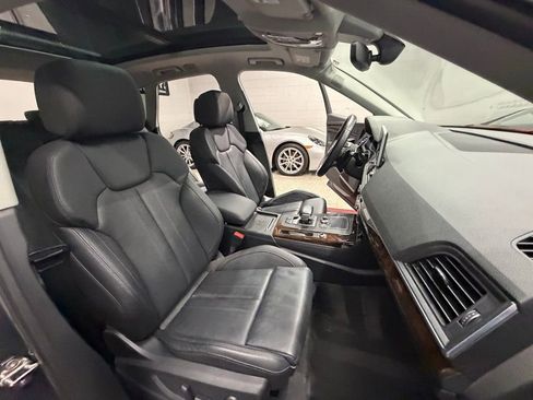 Used 2019 Audi Q5 2.0T Premium Plus w/ Premium Plus Package image 39