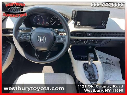 Used 2024 Honda HR-V LX image 17
