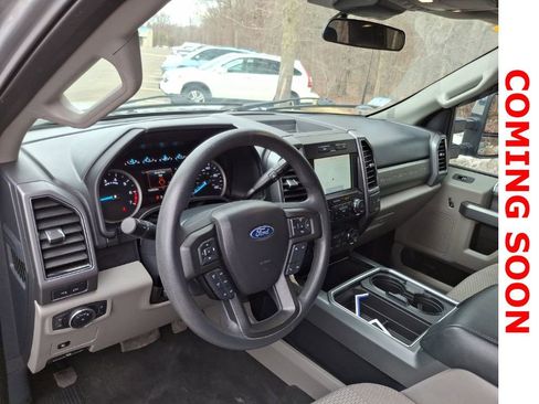 Used 2022 Ford F350 XLT w/ XLT Premium Package image 9