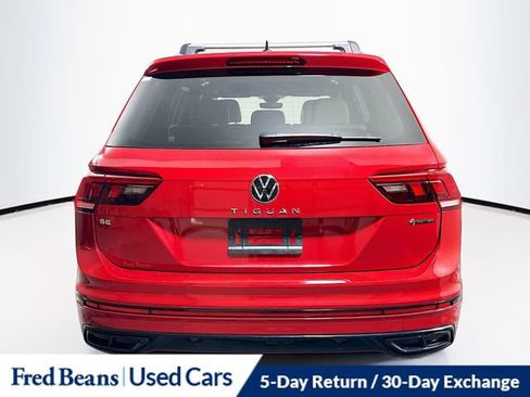 Used 2024 Volkswagen Tiguan SE R-Line AWD/4WD image 7
