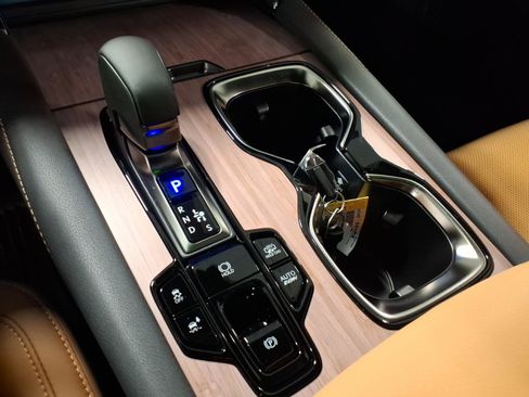 New 2026 Lexus RX 450h AWD w/ Convenience Package image 8