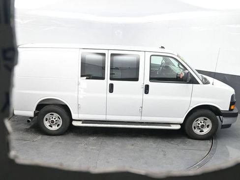 Used 2025 GMC Savana 2500 w/ Driver Convenience Package RWD image 36