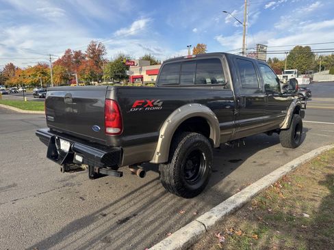 Used 2006 Ford F350 Lariat image 10